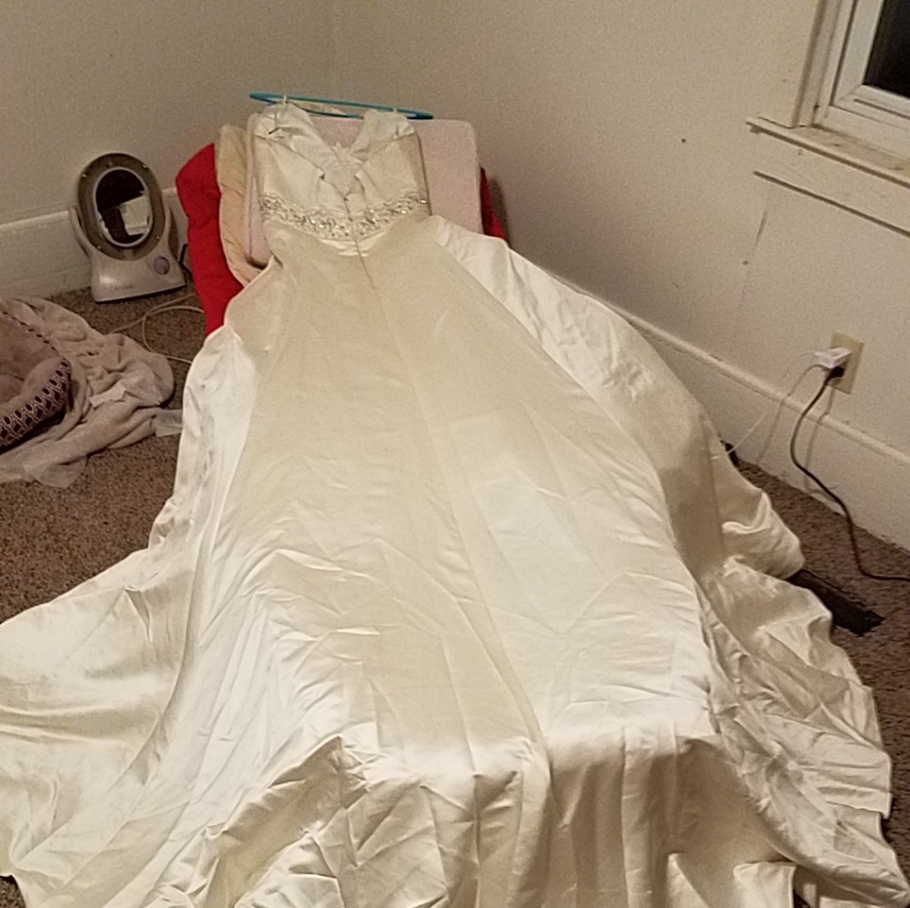 wedding dress